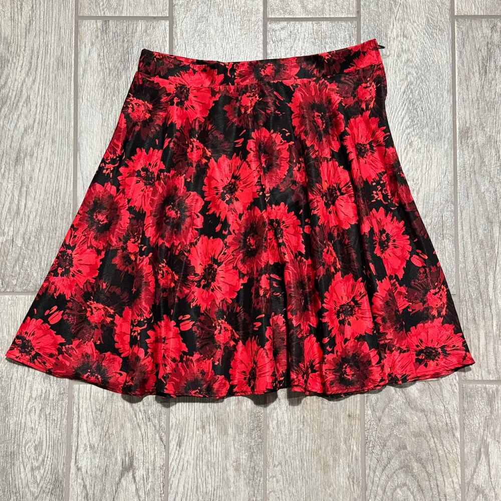 NWT Vintage Y2K NY Invasion Floral Skater Skirt Size 1X Red‎ & Black Rockabilly - Picture 7 of 12